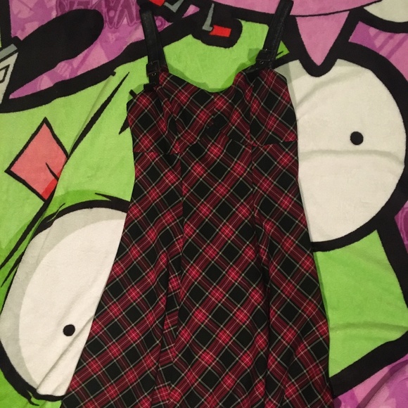 Hot Topic Dresses & Skirts - PLAID BUCKLE DRESS M